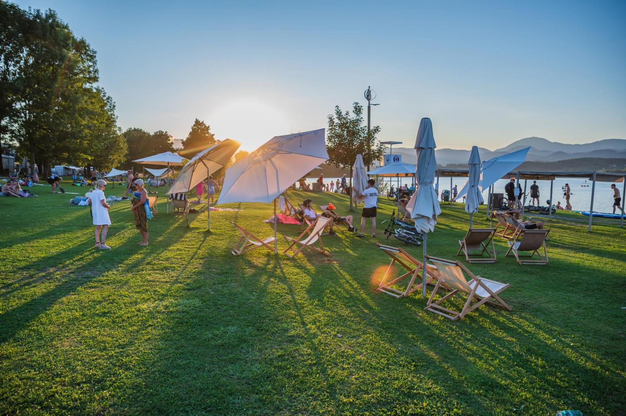Отель Camp Веленье Экстерьер фото